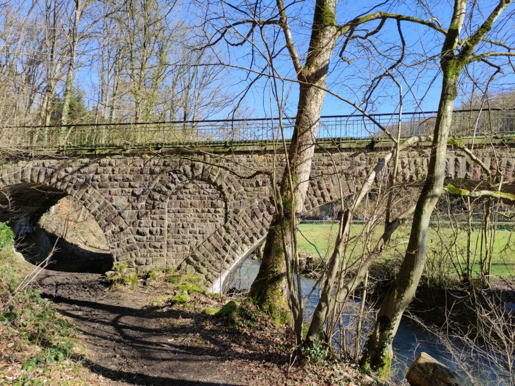 Altes Viadukt im Hönnetal