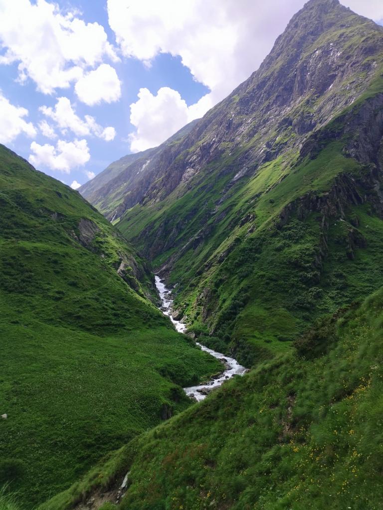 Blick ins Umbaltal auf Iseltrail Etappe 4